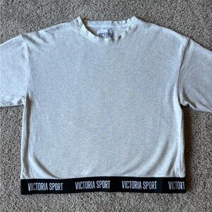 Victoria Sport Cream Sweatshirt